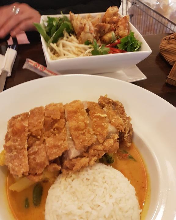 Ngoc Lan Restaurant